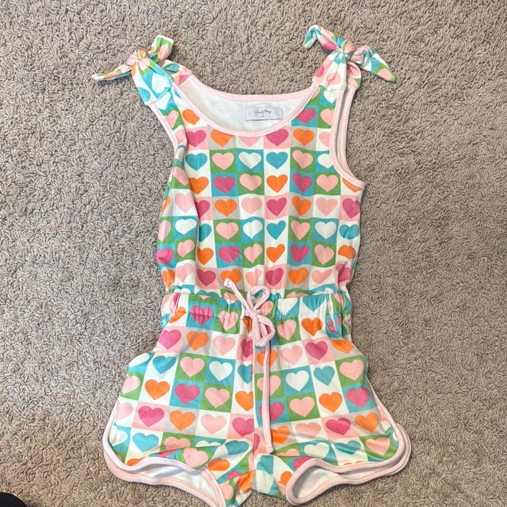 SWEET HONEY- velour heart romper
